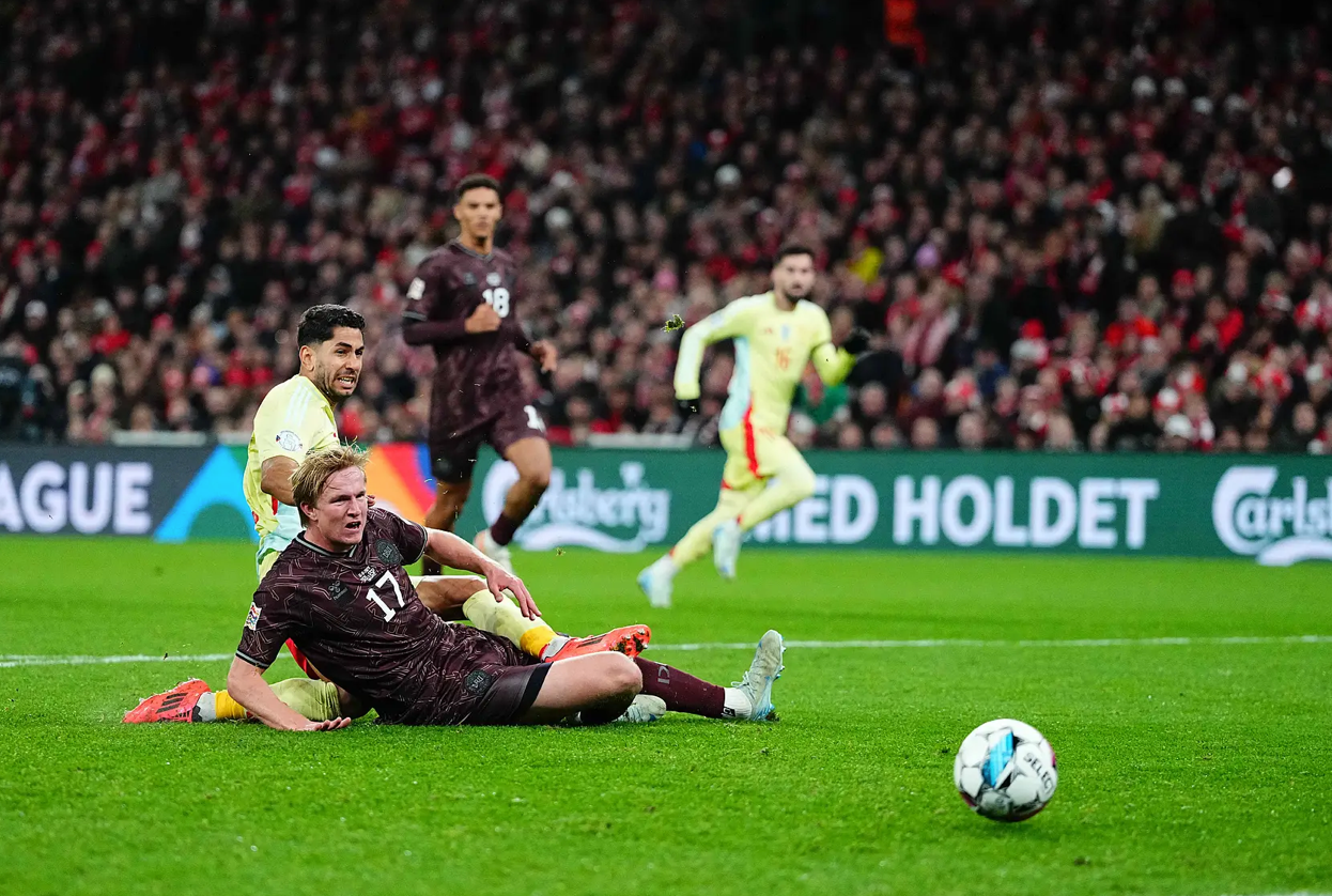 丹麦队突击晋级，欧国联赛场掀波澜的简单介绍