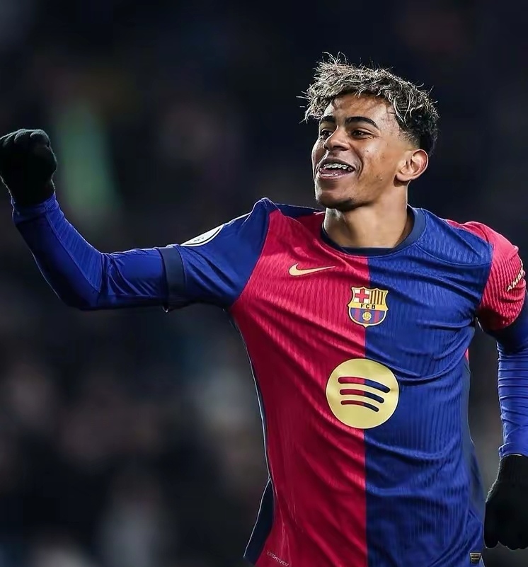 瓦伦西亚主场战平,保住西甲前四位置 瓦伦西亚主场战平,保住西甲前四位置