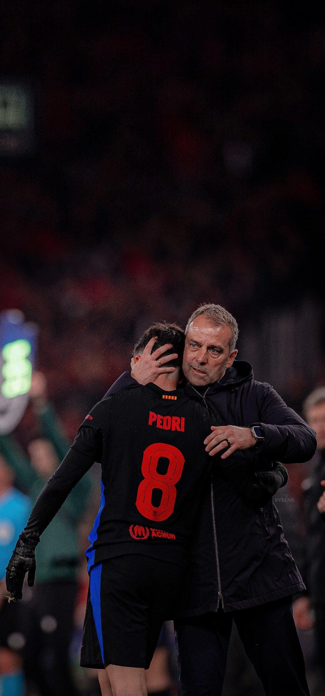 意甲联赛激发球迷热情，激烈角逐不断