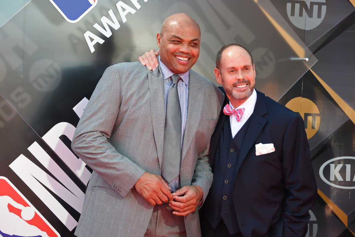 关于NBA新人年度最佳颁奖典礼举行，新星闪耀的信息