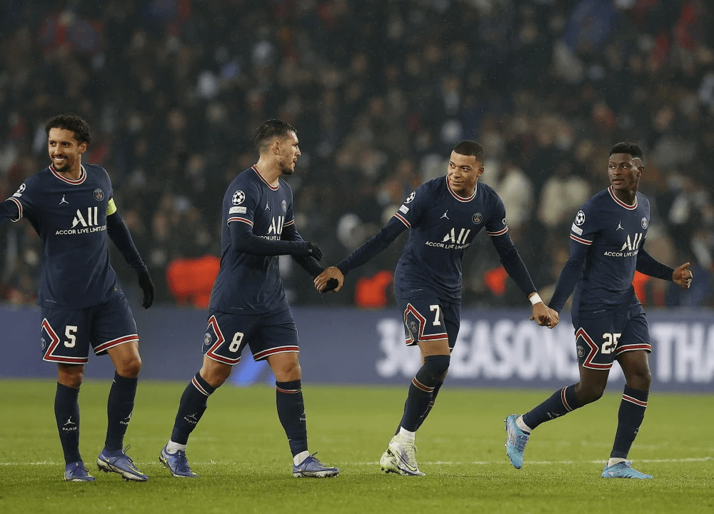 巴黎圣日耳曼挑战里昂，双方火爆对抗的简单介绍