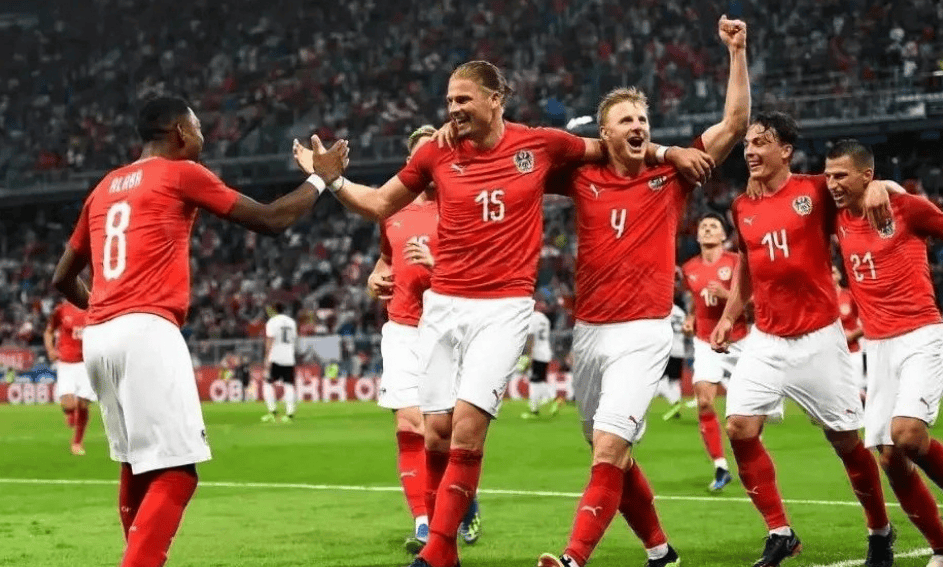 土耳其队意外晋级欧锦赛决赛阶段 土耳其队意外晋级欧锦赛决赛阶段