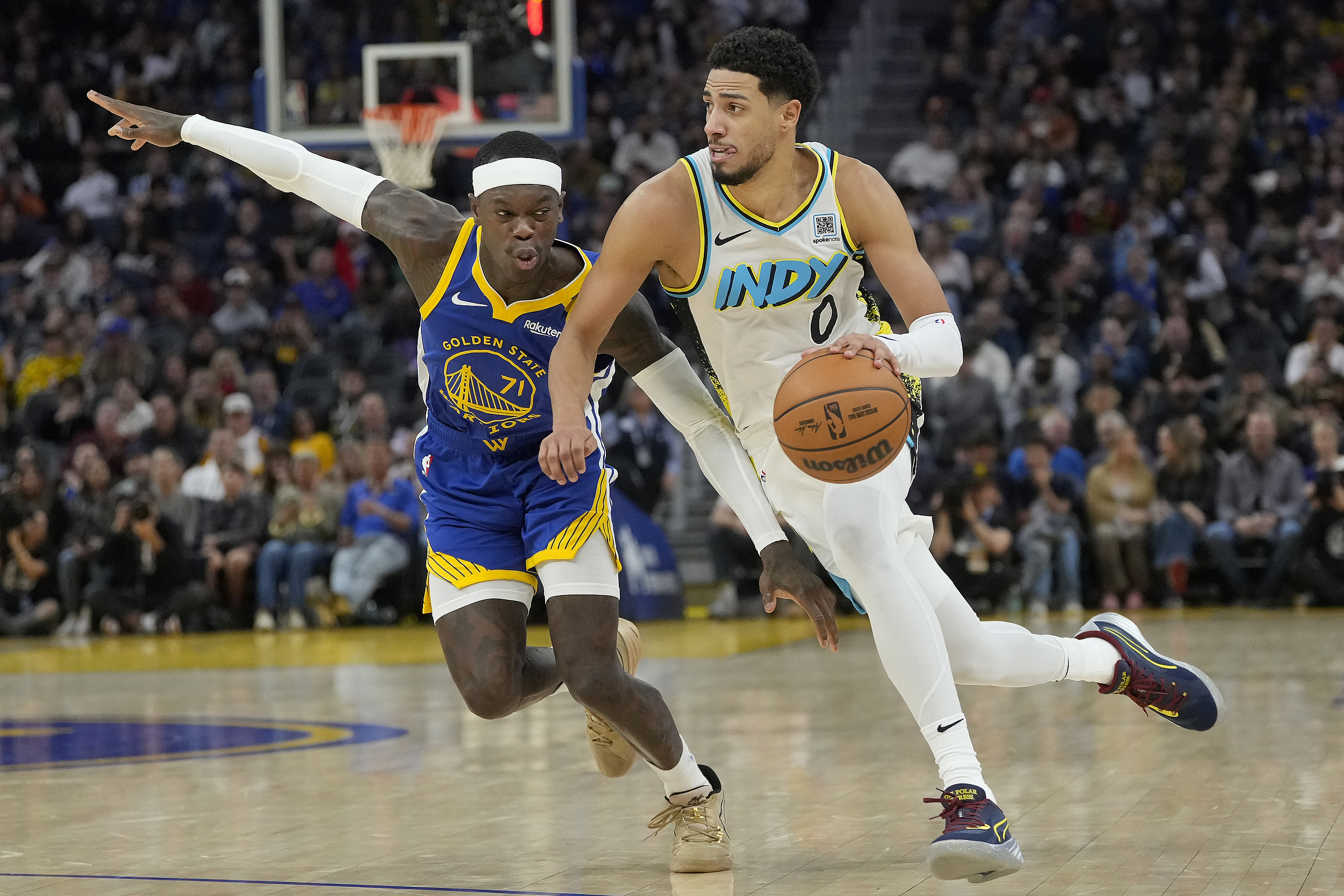 包含米德尔斯堡主场不敌对手，保级困境加深的词条