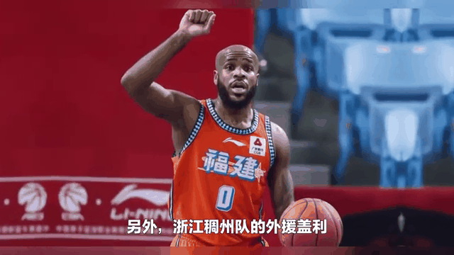 包含篮球俱乐部引进国际教练组，打造新气象的词条