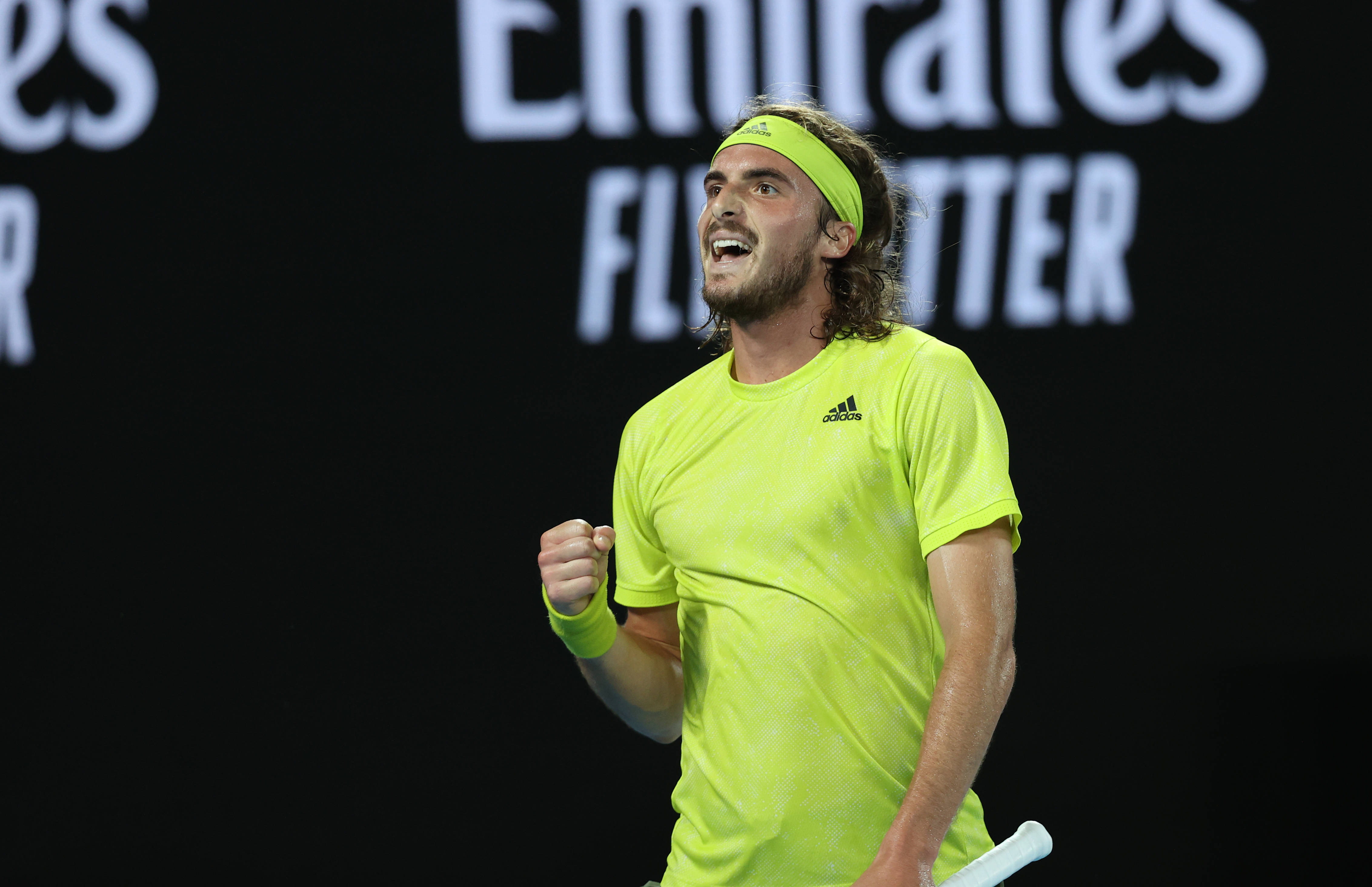 意大利网球队强势英国网球队，纳达尔关键制胜