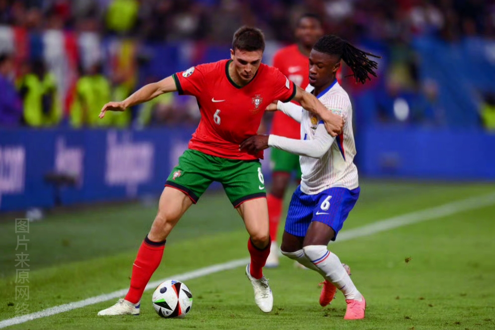 里昂翻盘葡萄牙，格纳布里点燃赛场