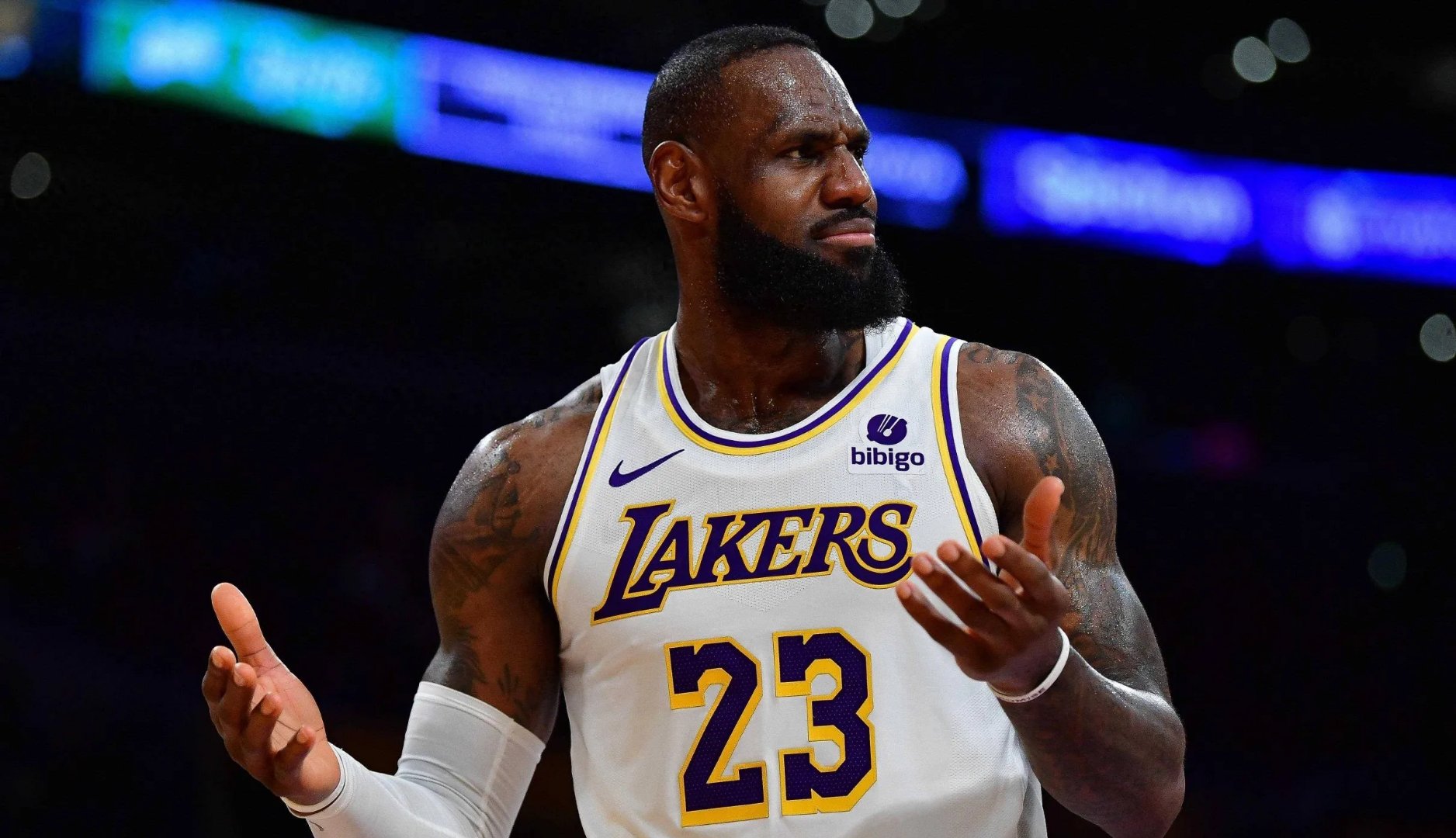 骑士逆转火箭,浓眉哥统治全场 骑士逆转火箭,浓眉哥统治全场