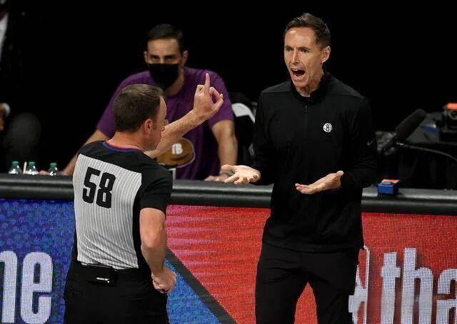 篮网队新赛季开局不顺，球队管理层考虑战术调整