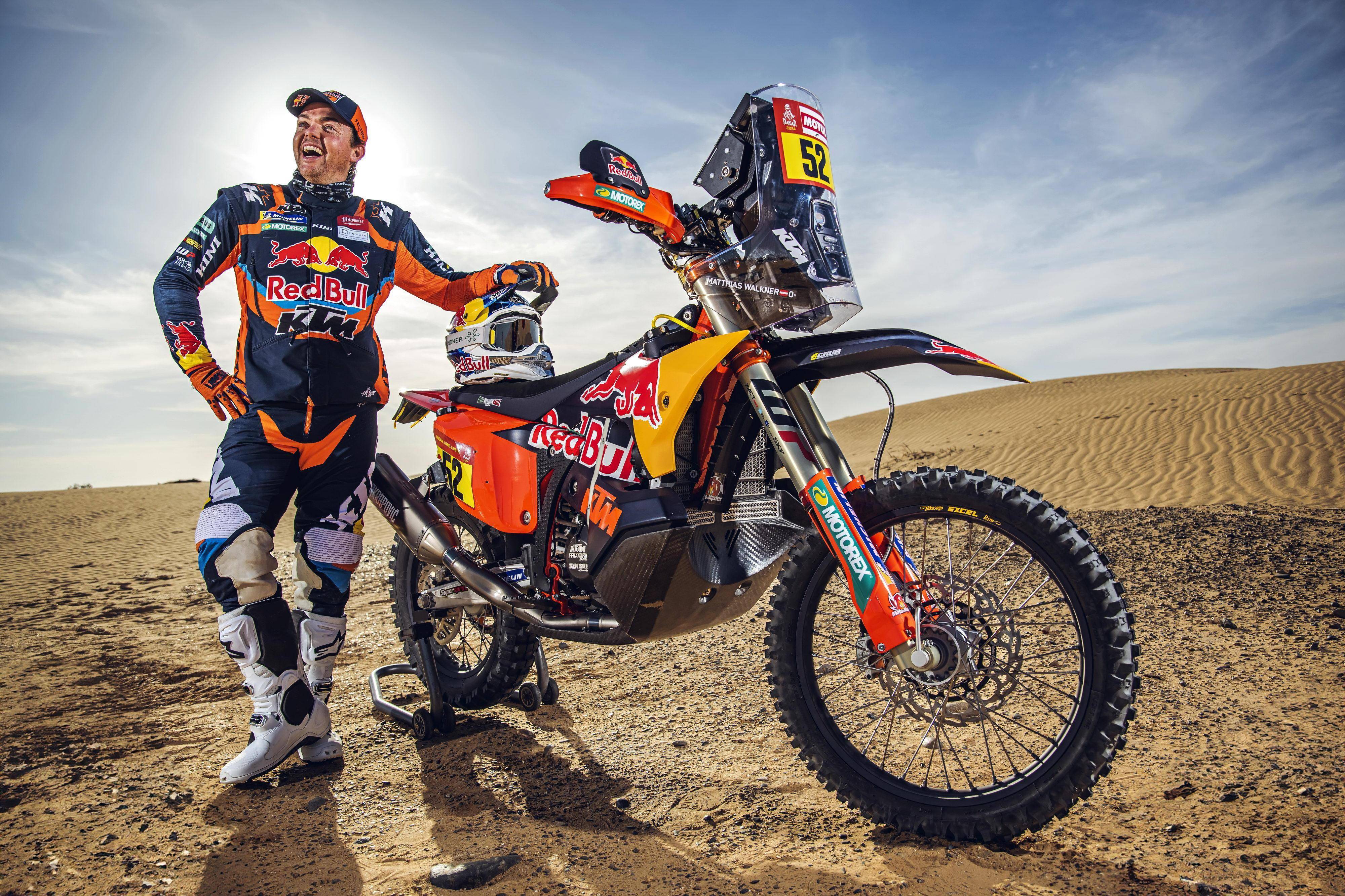 红牛车队力克雷诺车队，佩雷兹关键制胜