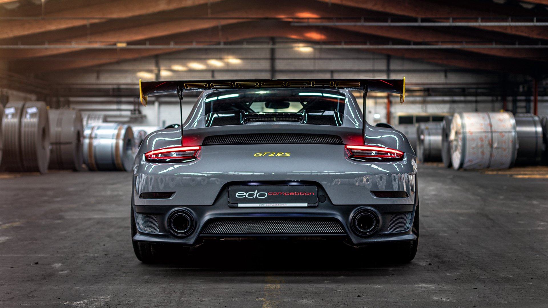 F1年度争冠之夜，赖斯领军，逆境中铸就传奇胜利