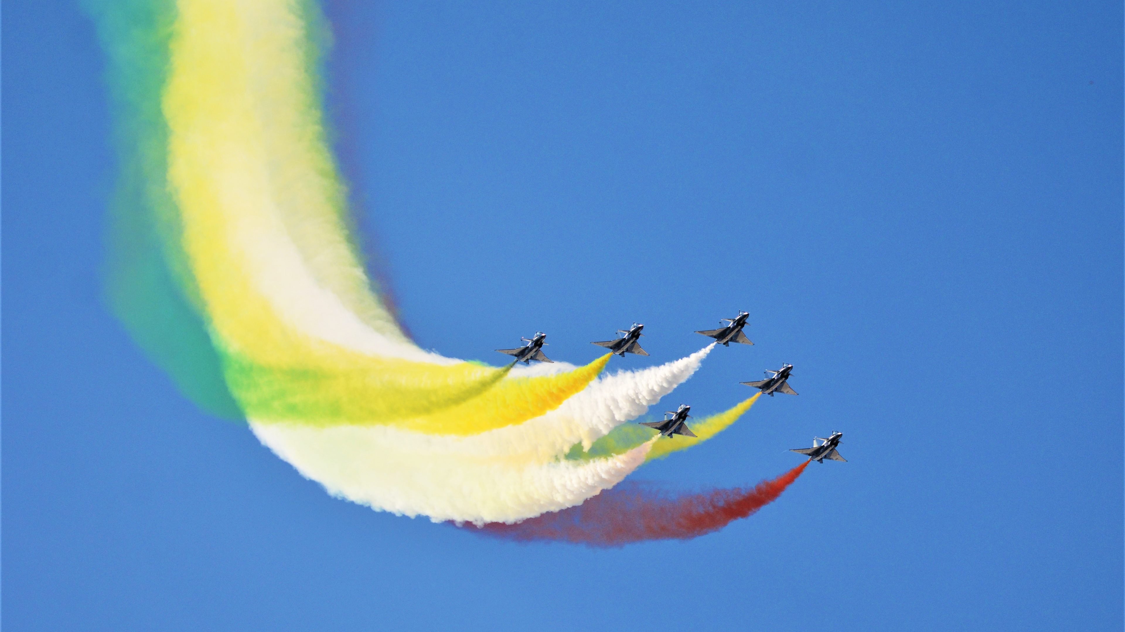 西亚卡姆成太阳攻防转换核心,多点开花轻取奇才