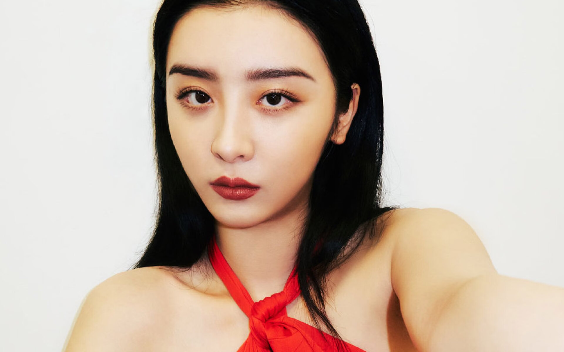 德甲争冠激战正酣,阿尔及利亚力克奥地利,足球世界的双线狂想曲