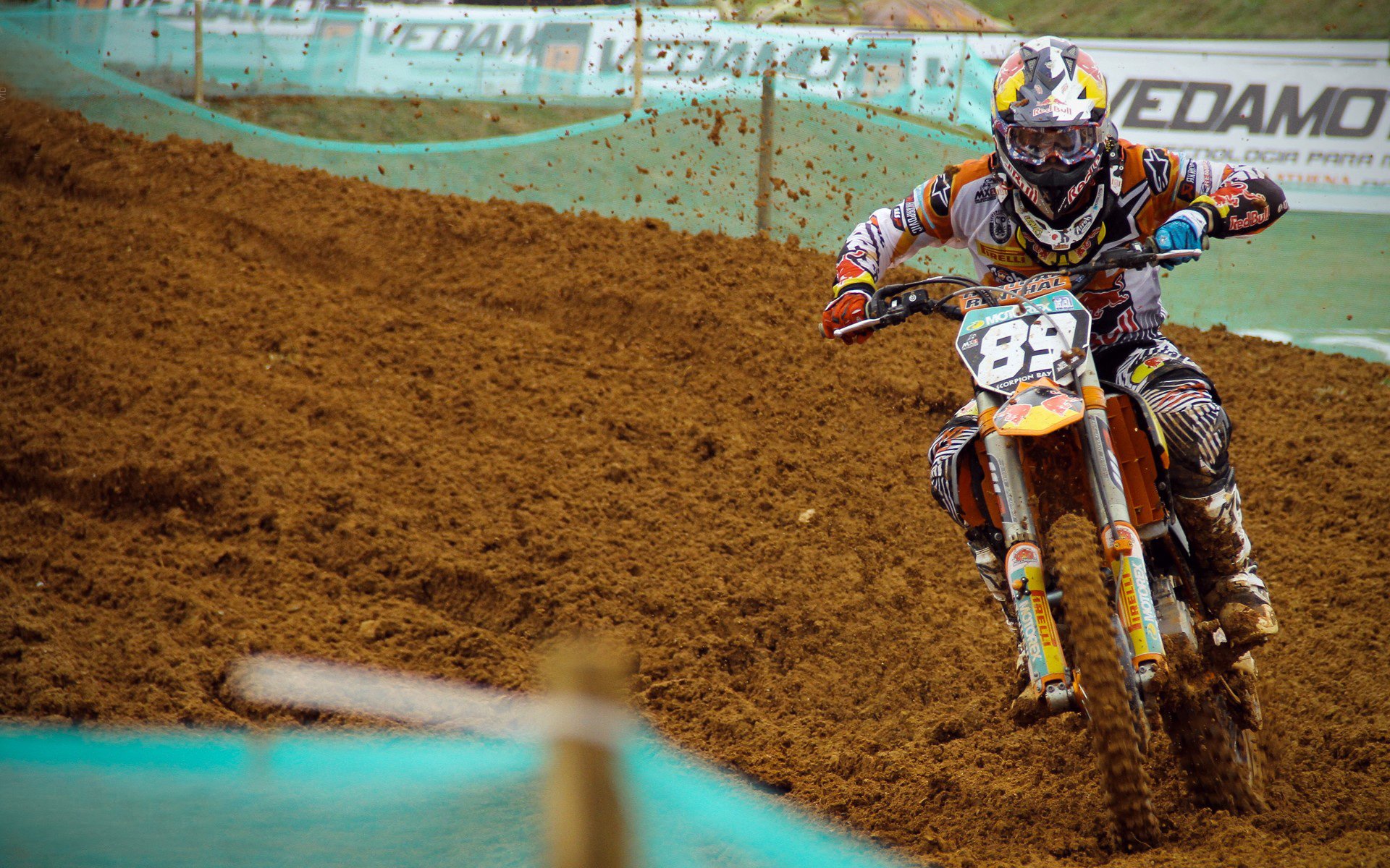 欧冠淘汰赛之夜,当凯塞多解锁杀戮模式,整个欧洲足坛为之震颤