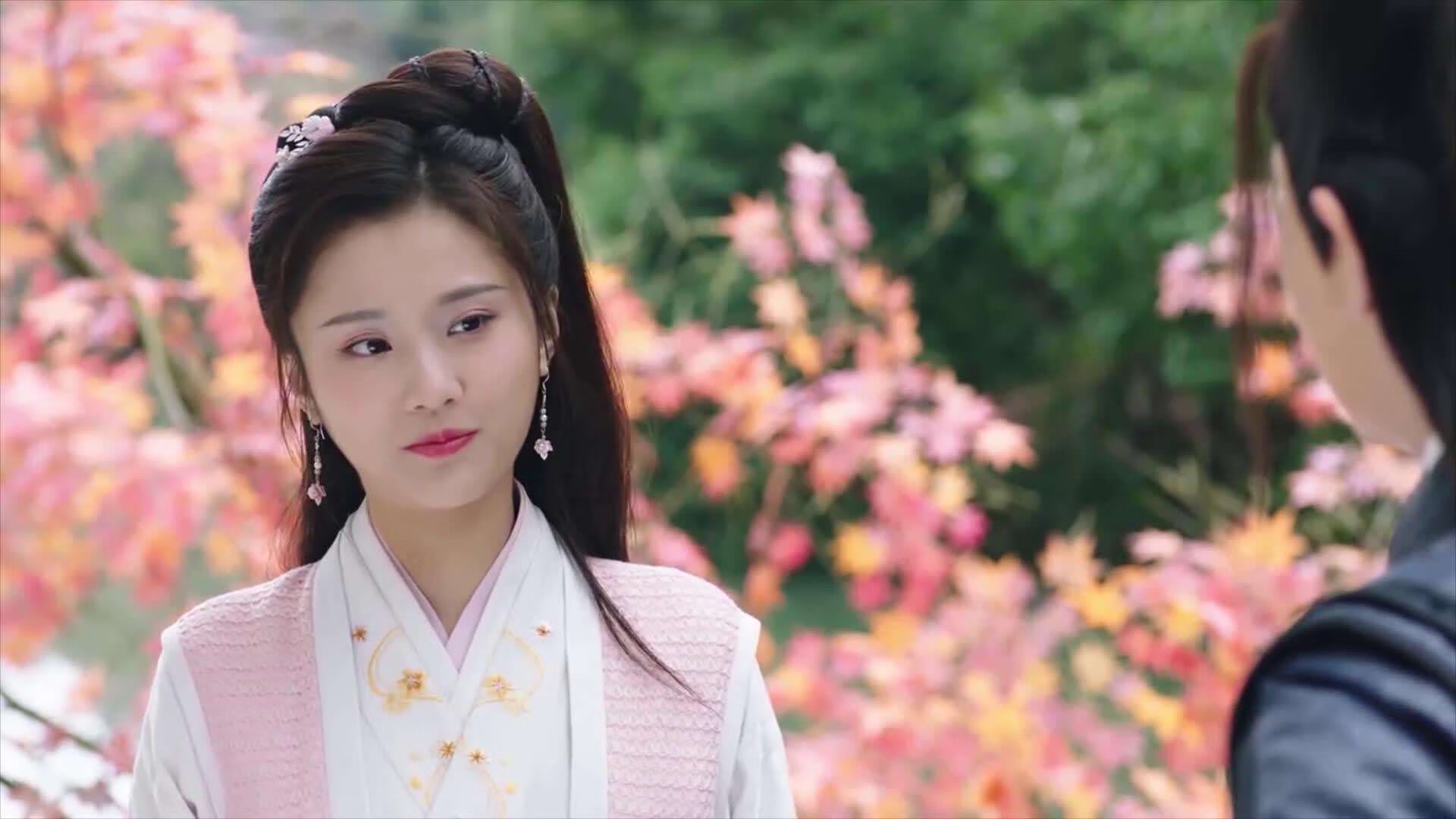 当F1策略风暴席卷绿茵场，波兰防守锁如何冻结曼城的战术引擎