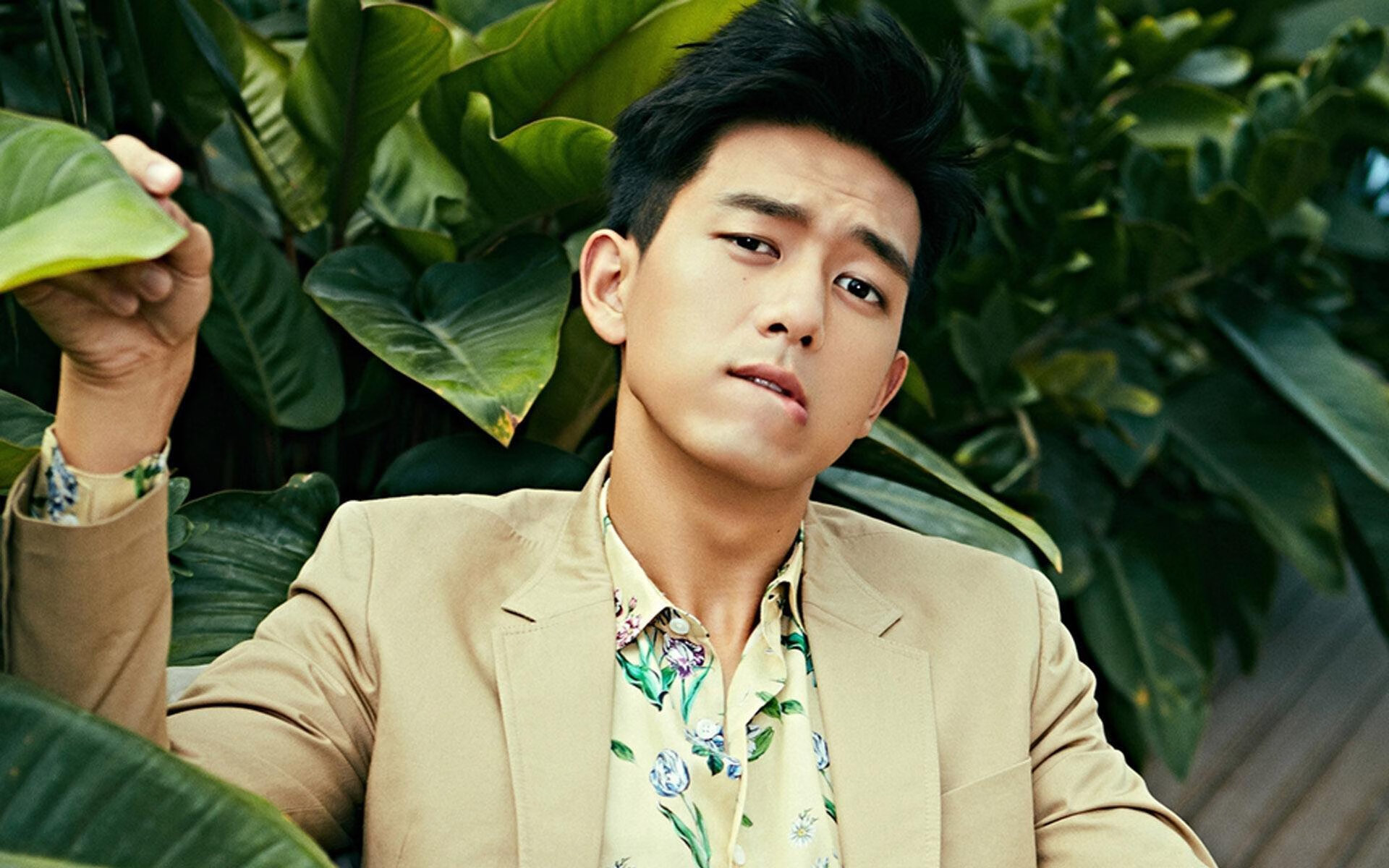 团队利刃与孤胆英雄，足球世界里的两种胜利方程式